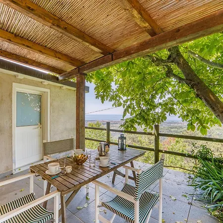 Holiday home Casa Davide With Pool - Happy Pietrasanta
